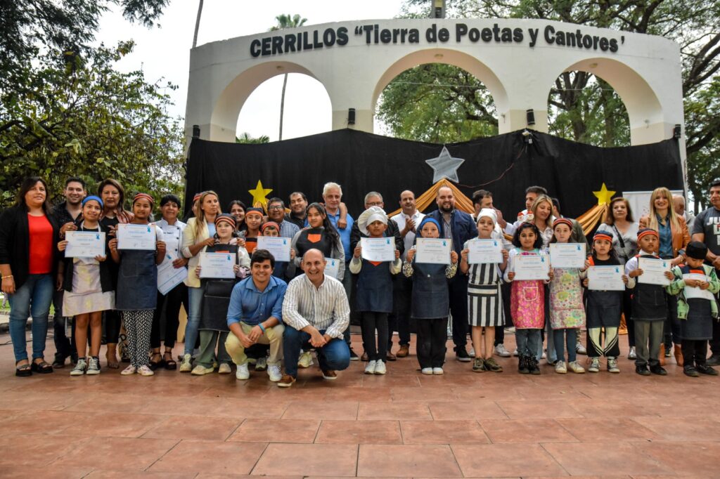Mas de 3.000 personas participaron del cierre de ciclo de la Fundación Futuro en Cerrillos.