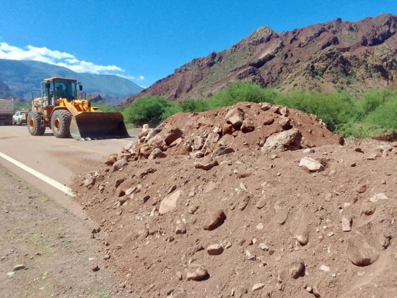 Vialidad Nacional trabaja en el despeje de la ruta 68 - Nuevo Diario de ...