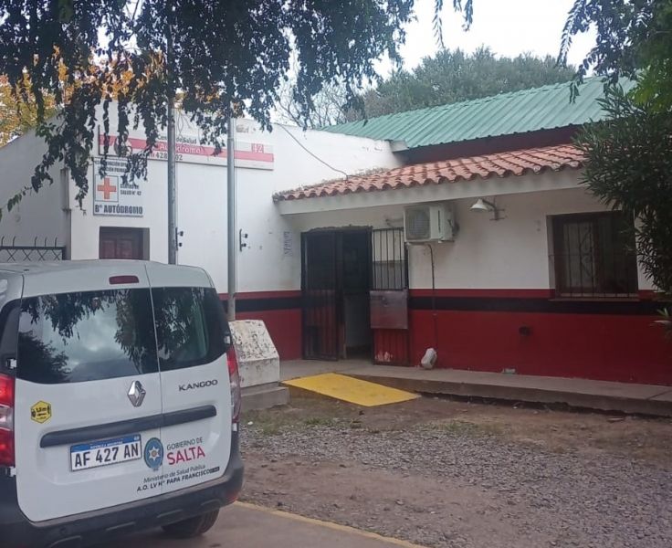 78090-vecinos-de-b-autodromo-reclaman-guardias-de-24-horas-en-el-centro-de-salud