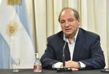 Ricardo Villada, ministro de gobierno.