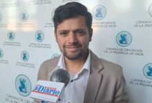 El intendente Lino Fernando Yonar emitió un comunicado a través de una transmisión en vivo por Facebook para esclarecer la situación sobre la solicitud de los corsos infantiles en La Silleta.