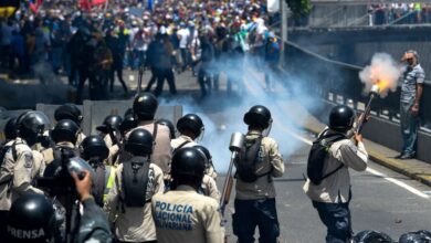 En Venezuela luchan por la democracia y crecen las protestas en varias ciudades