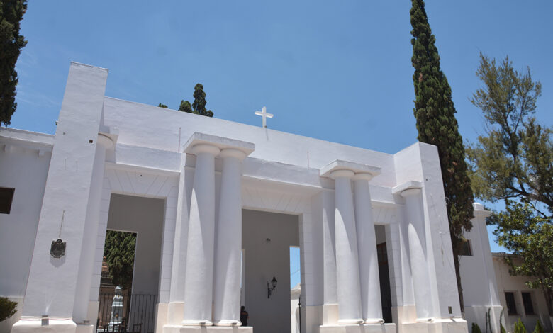 Cementerio de la Santa Cruz