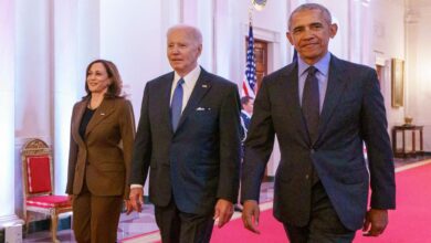 Obama mantiene su silencio sobre Kamala Harris tras decisión de Biden