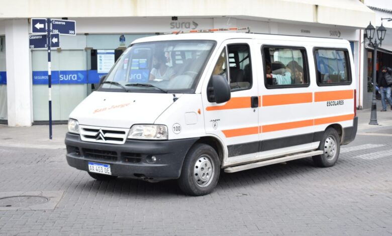 Se dispuso el estacionamiento para los transportes escolares