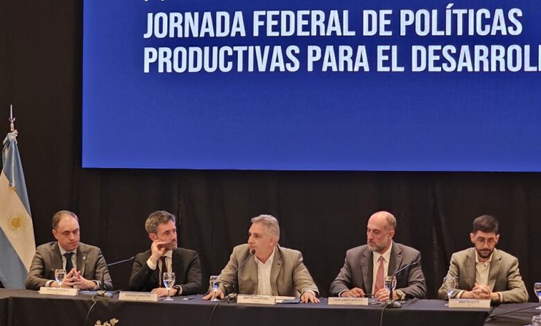 Provincias definen los ejes de un plan de desarrollo productivo nacional