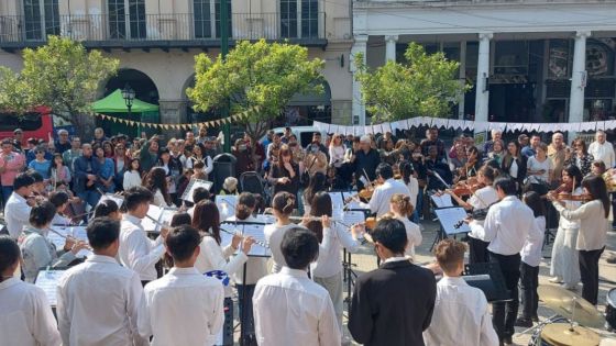 La Orquesta Sinfónica Infantil y Juvenil de Salta se presentan en el Teatro Provincial