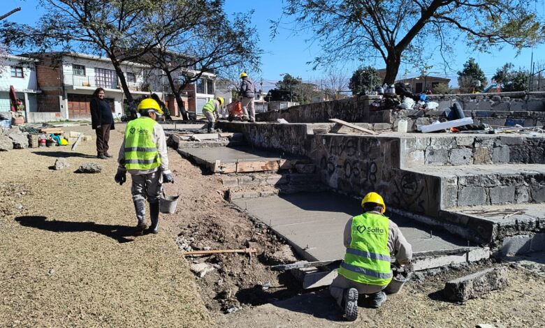 Continua con las obras en el anfiteatro de barrio Alto La Viña con el objetivo es brindar mejores condiciones de uso público para