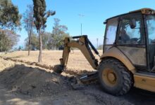 Se realiza la apertura del canal pluvial Banchik. Dicho desagüe se encontraba totalmente tapado por sedimentos acumulados.