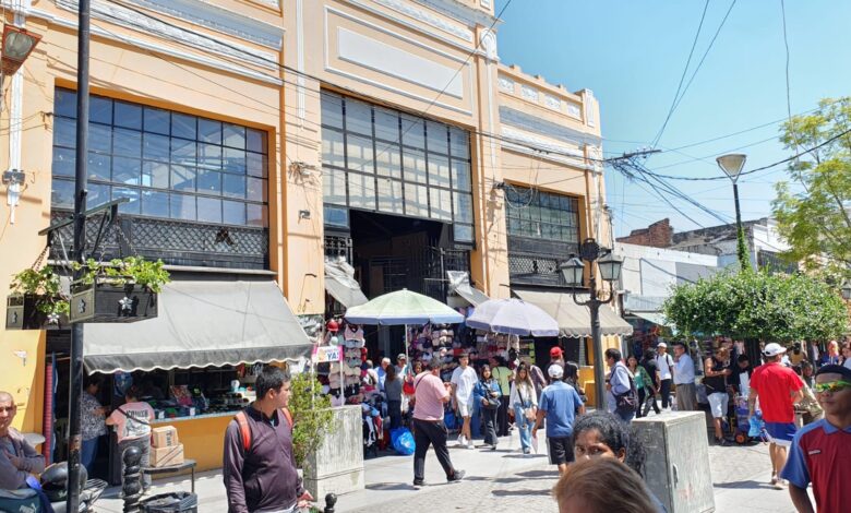 Nuevo horario de atención en el mercado San Miguel