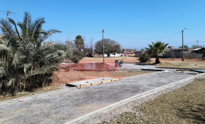 Continúan las obras en la plaza del barrio Palenque