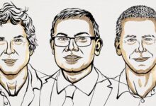 De izquierda a derecha: David Baker, Demis Hassabis y John M. Jumper