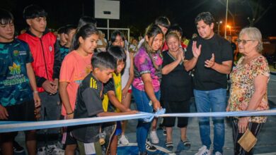 Se inauguró un nuevo playon deportivo en barrio 200 Viviendas de la ciudad de Tartagal. Además, se culmino la obra de construcción de vereda, instalación de luminaria LED y pavimentación de calle.