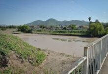 Se encontró un hombre sin vida en el río Arenales