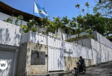Maduro condiciona salvoconducto para opositores refugiados en Embajada Argentina