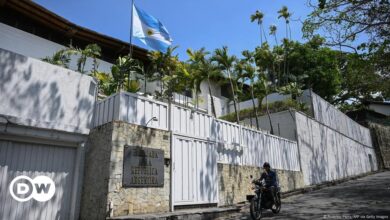Maduro condiciona salvoconducto para opositores refugiados en Embajada Argentina