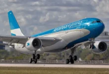 Gremios aeronáuticos respaldan propuesta de Kicillof sobre Aerolíneas Argentinas