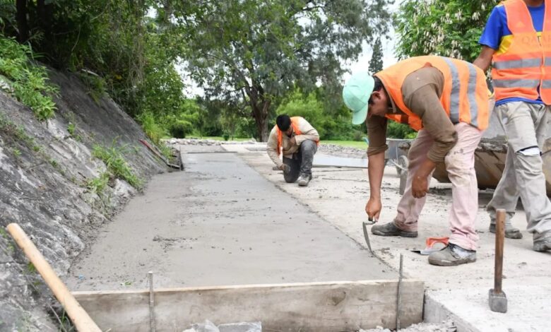 Ejecutan obras de recuperación en parque Los Sauces