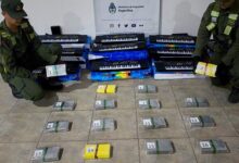 Fue detenida con 18 kilos de cocaína en teclados musicales