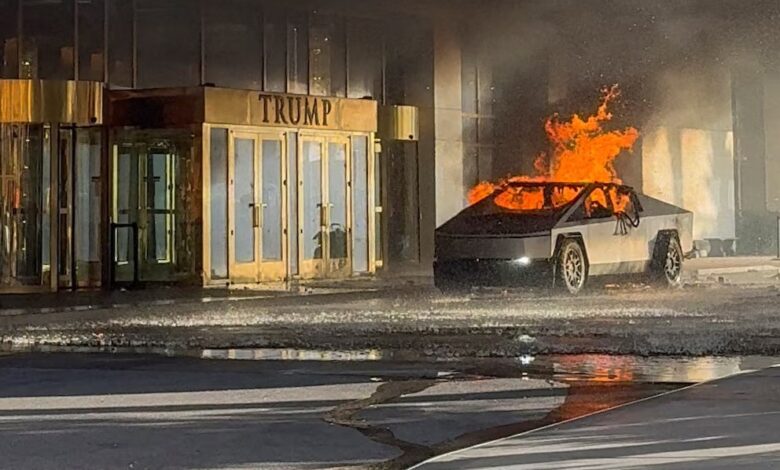 Tesla Cybertruck después de que explotara fuera del Trump International Hotel Las Vegas