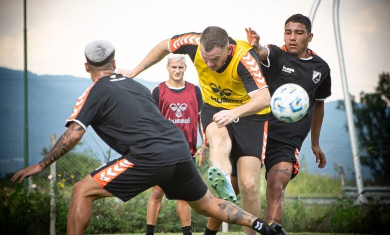 Lesman, el goleador azabache durante la pretemporada del equipo. (CN oficial)