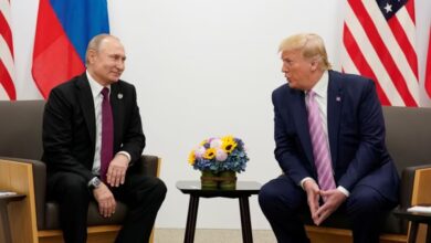 Donald Trump anunció que organizará una reunión con Vladimir Putin con el objetivo de “poner fin” a la guerra en Ucrania (REUTERS/Kevin Lamarque/ARCHIVO)