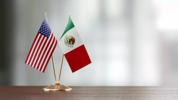 Estados Unidos decide suspender por un mes la aplicación de aranceles a México y destacó la importancia de revaluar la política arancelaria.