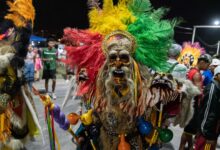 Desde las 16 hasta las 21 horas, el Paseo Ameghino se vestirá de colores, música y danza con el Encuentro de Brujos