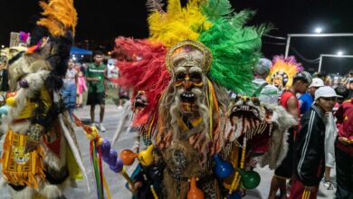 Desde las 16 hasta las 21 horas, el Paseo Ameghino se vestirá de colores, música y danza con el Encuentro de Brujos