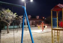 La Municipalidad trabaja para restaurar la iluminación en plazas afectadas por el robo de cables. Foto: Municipalidad de Güemes