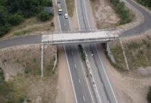 La Municipalidad de Hipólito Yrigoyen finalizó la obra del puente elevado, un proyecto clave para mejorar la conectividad y seguridad vial en la región. Foto: RR SS