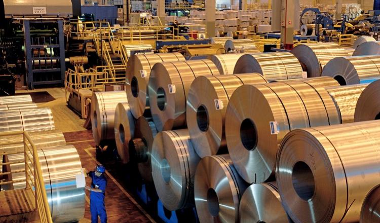 La industria argentina en alerta por costos de producción y precio del aluminio.