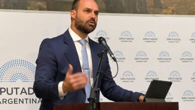 Eduardo Bolsonaro se aparta de su cargo y se traslada a Estados Unidos