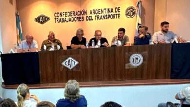 Sindicatos del transporte buscan aliados para enfrentar las reformas de Milei