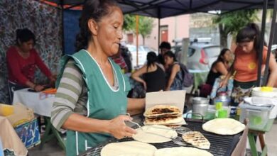 La Municipalidad invita a emprendedores locales a participar en una feria para exhibir sus productos.