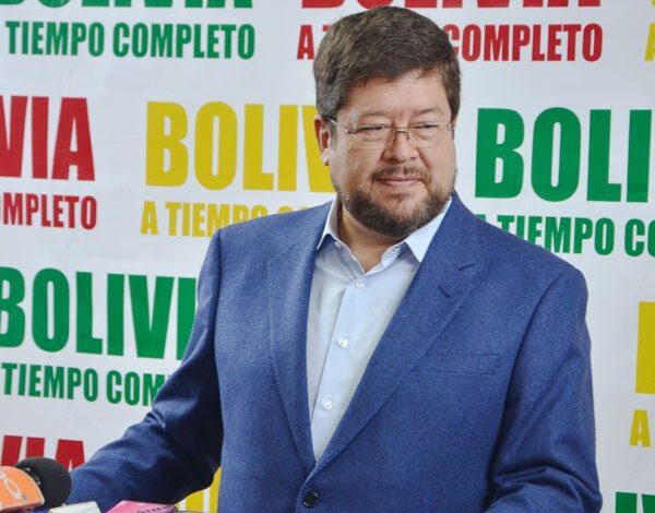 Samuel Medina liderará la oposición boliviana en las elecciones presidenciales de agosto