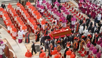 50mil personas despiden y rinden homenaje al papa Francisco en la Basílica de San Pedro