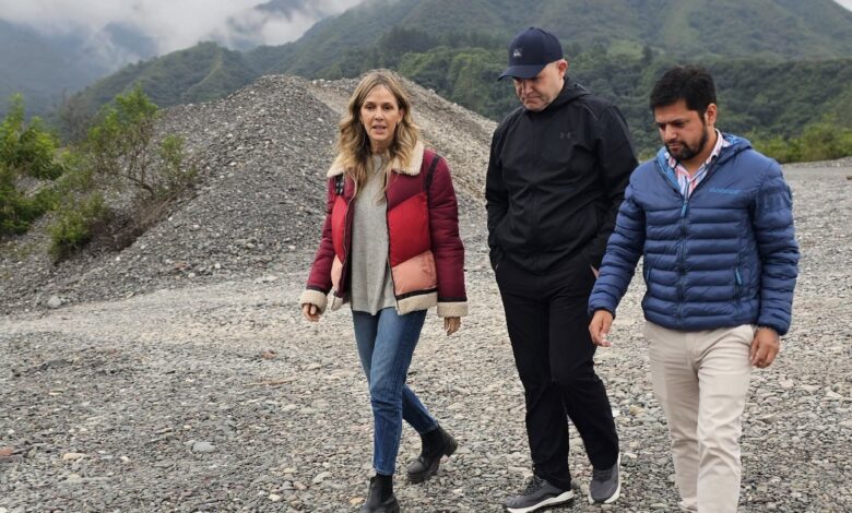 El intendente Lino Yonar recorrió los trabajos junto a autoridades provinciales.