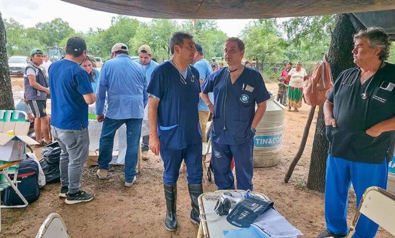 Operativos sanitarios en Santa Victoria Este.