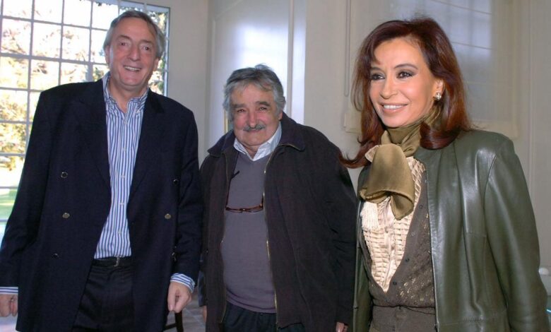 Cristina Kirchner despide a José Mujica