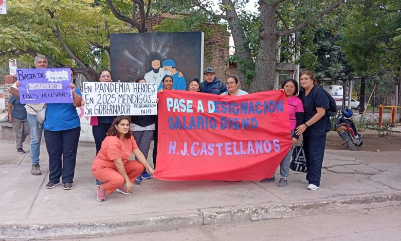 Los trabajadores contratados llevan nueve días consecutivos de protesta. Foto: RR SS