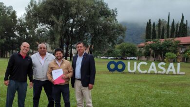Lino Yonar junto a integrantes de UCASAL.