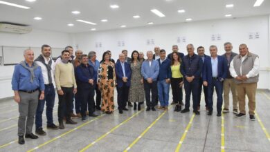 La Comitiva de Tucumán junto al Tribunal Electoral de Salta.