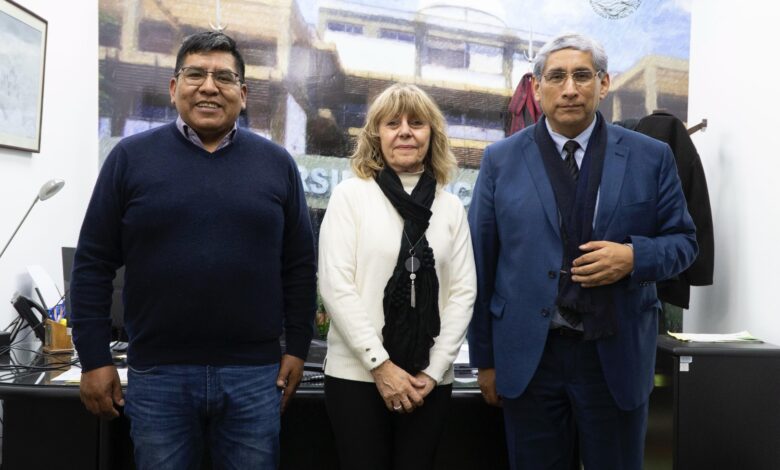 La reunión entre el senador y las autoridades de la UNSa.