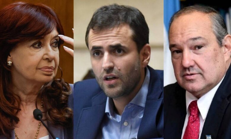 Estrada, Fernández de Kirchner y Leavy.