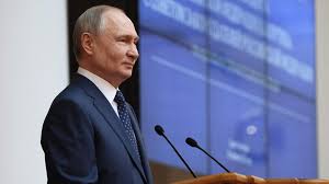 Putin decreta alto el fuego con Ucrania por el Día de la Victoria