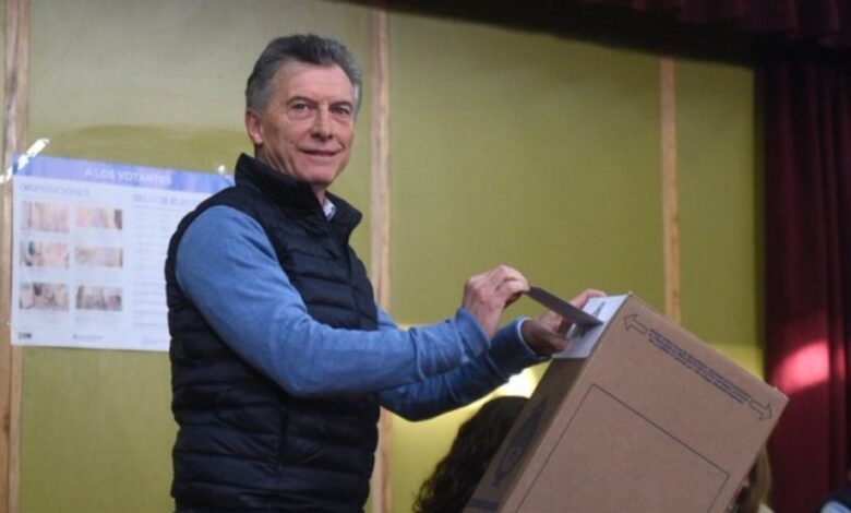 Macri mantiene al frente del PRO: