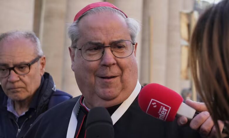 El cardenal Ángel Sixto Rossi, de 66 años, será uno de los cuatro cardenales argentinos encargados de elegir al sucesor del papa Francisco.