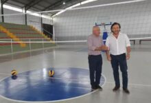 El Gobernador Gustavo Sáenz recorrió las instalaciones acompañado del Intendente Juan Aguirre. Foto: Gobierno de Salta