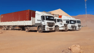 Transportistas de San Antonio de los Cobres, Tolar Grande y otras localidades de la Puna exigen a las empresas mineras que prioricen la contratación de trabajadores y servicios locales.